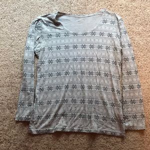 Light weight athletic top.